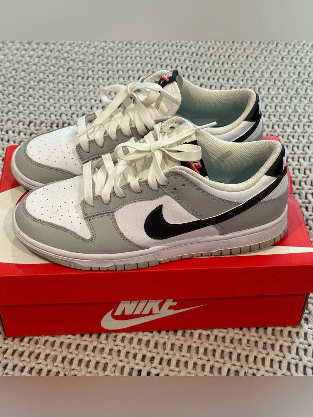 Nike clean low